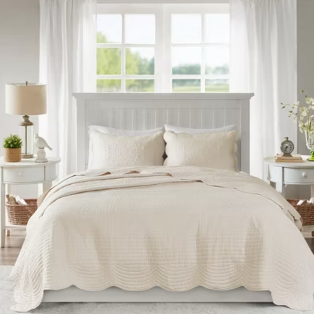 Madison Park 3pc Genoa Scalloped Edge Reversible Coverlet Set Sz Full/Queen